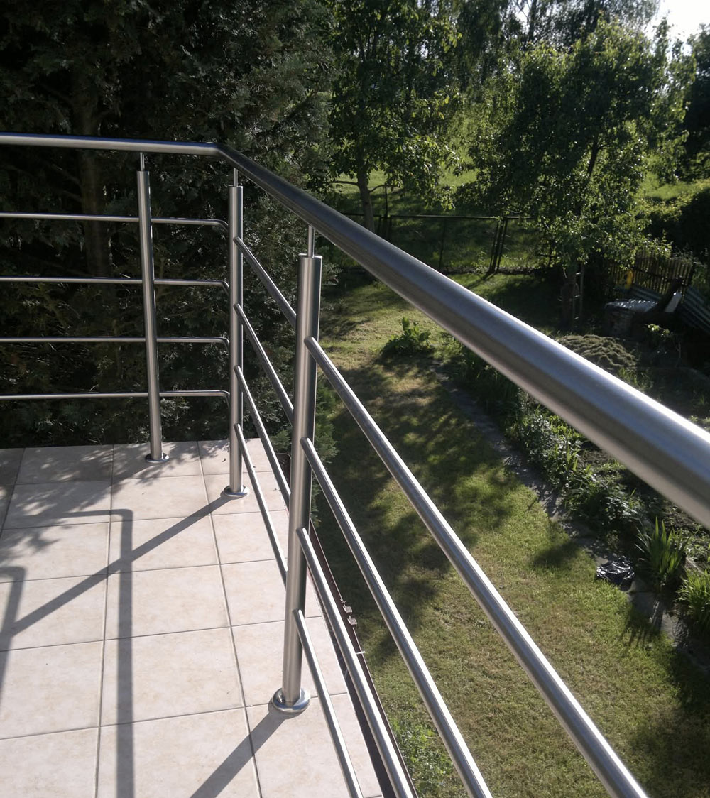 Balustrada balkonowa prosta nierdzewna
