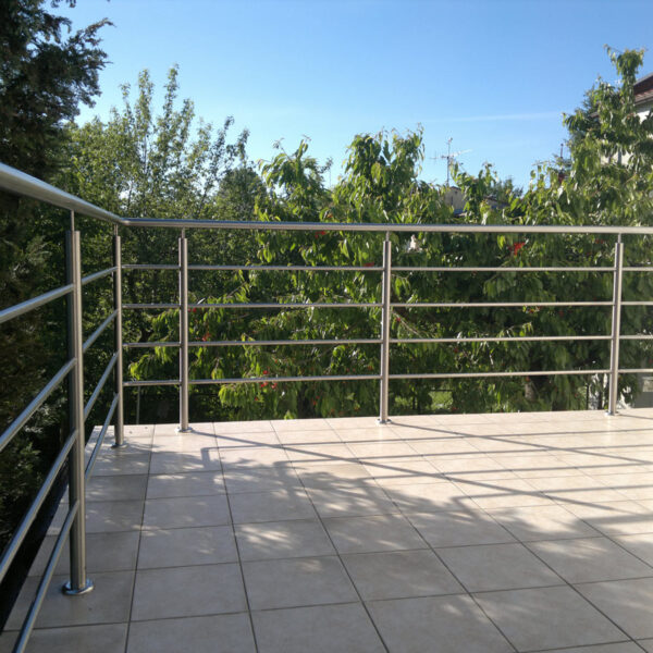Balustrada balkonowa system przelotowy 600x600