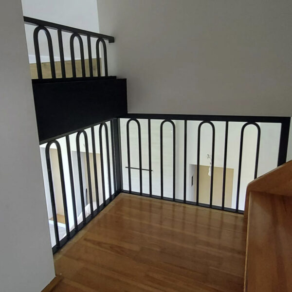 Balustrada stalowa reczne formowanie pretow 600x600