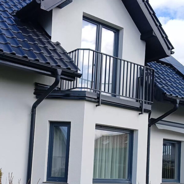 Balustrada stalowa z plaskownikow 600x600